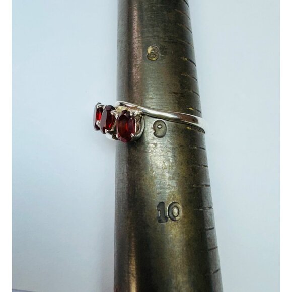 Brand New Triple Stone Garnet Sterling Silver 925 Women's Ring, Size 9, 2.2g - Picture 7 of 11